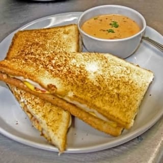 Buffalo Chicken Grilled Cheese